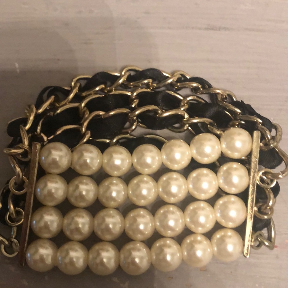 Pearl and ribbon chain bracelet